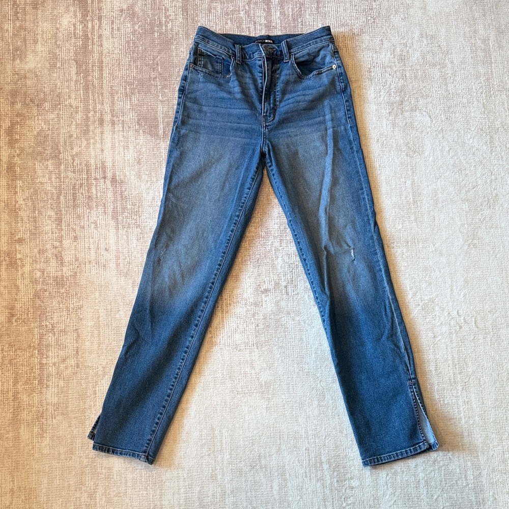 Fashion Nova Medium Wash Jeans Ankle Slit High Waisted Size 9